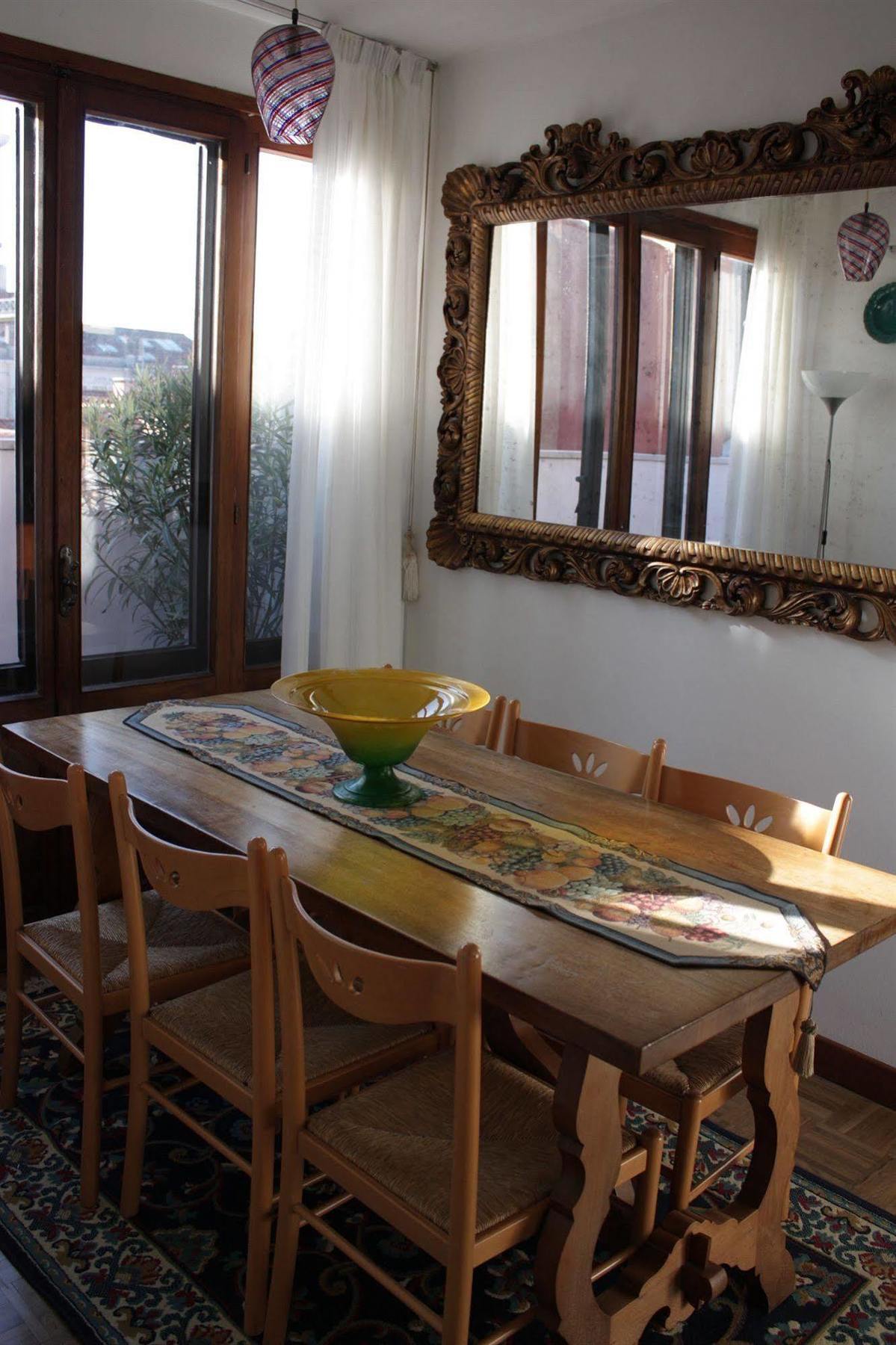 Appartamento Garden Ca' Rezzonico Βενετία Εξωτερικό φωτογραφία